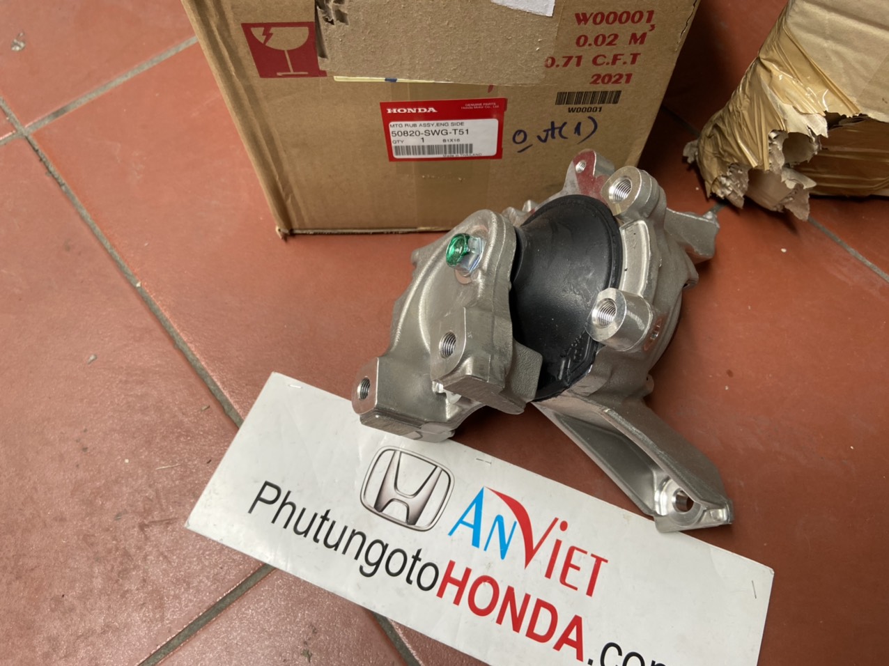 Chân máy bên phụ xe Honda CRV 2007-2011